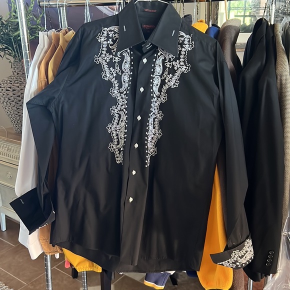 Leonardi black sleeve button down - Picture 3 of 5